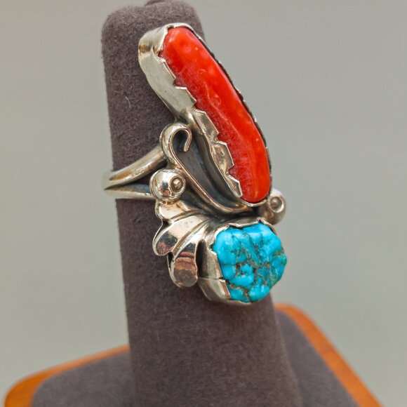 Vintage Sterling Silver Turquoise & Coral Ring – Navajo-Style Split Shank - Picture 7 of 11